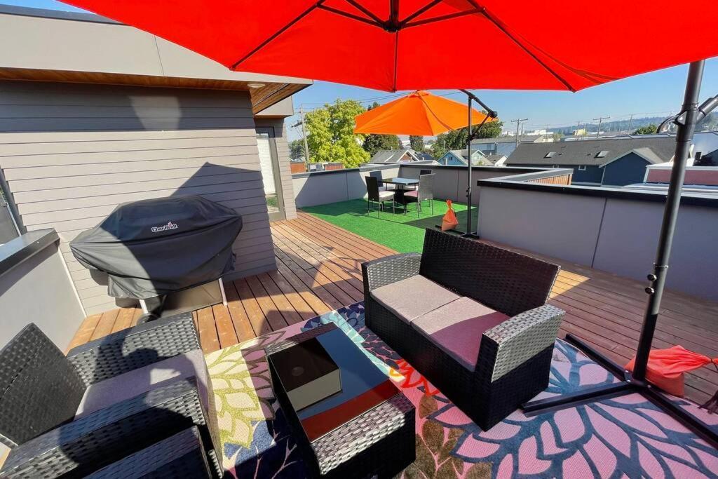 Cheerful New Modern Townhome Close To Downtown Seattle Exterior photo